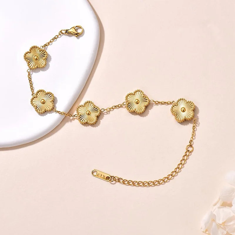 Double-Sided Lucky Clover Bracelet