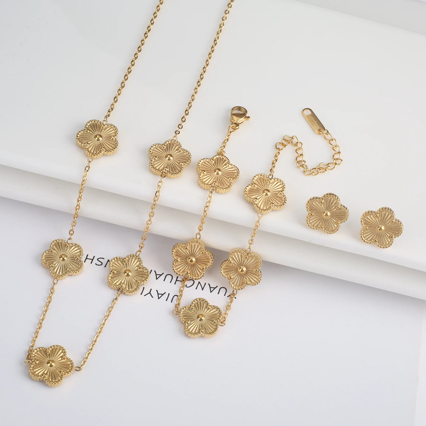 Adjustable Five-Leaf Clover Bracelet