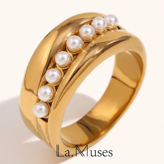 Classic Concave Pearl Ring