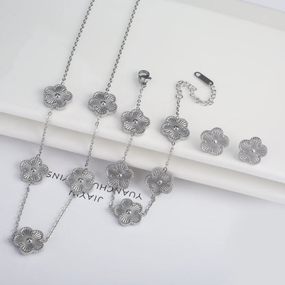Adjustable Five-Leaf Clover Bracelet